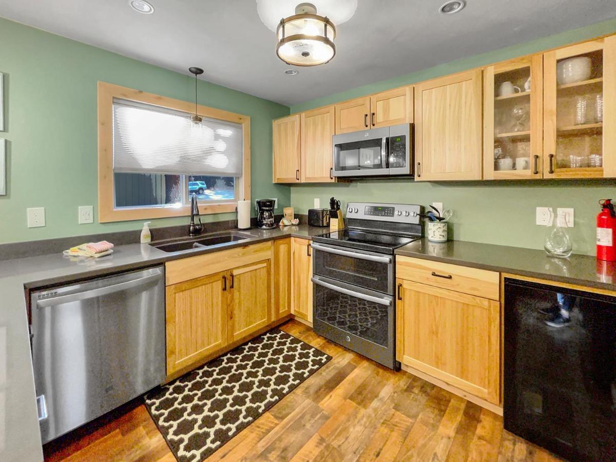 Fourth Sister Retreat Apartment Систърс Екстериор снимка